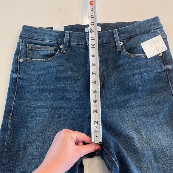 NWT Good American Good Classic Straight Leg Jeans in Indigo207 - Picture 11 of 12